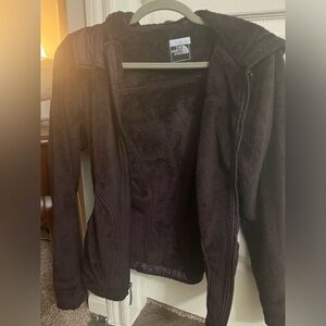 Vintage Women’s North Face Fleece Jacket - Maroon